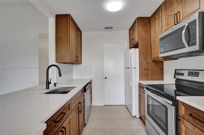 815 Boynton Beach Blvd in Boynton Beach, FL - Building Photo - Building Photo