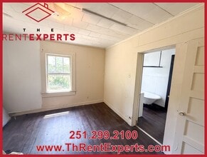 38 Flock Ave in Prichard, AL - Building Photo - Building Photo