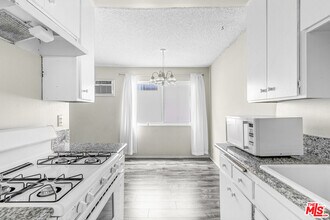 1811 Parnell Ave in Los Angeles, CA - Building Photo - Building Photo