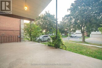 435 Connaught Ave in Toronto, ON - Building Photo - Building Photo
