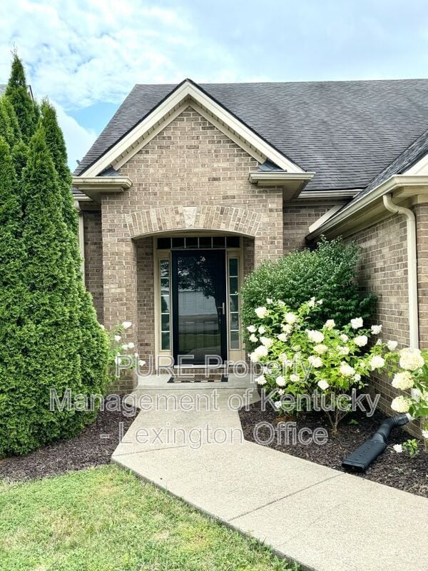 3008 Old House Rd in Lexington, KY - Building Photo - Building Photo