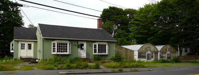 8-12 Ocean Ave in Marblehead, MA - Foto de edificio - Building Photo