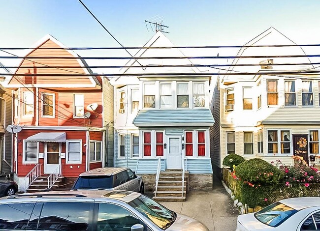 property at 24 Roosevelt Ave