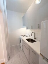 668 Riverside Dr in New York, NY - Building Photo - Building Photo