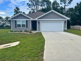 3134 Van Day Way in Crestview, FL - Building Photo