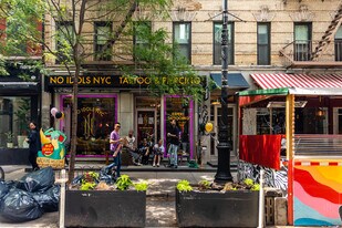 75 Orchard St in New York, NY - Building Photo