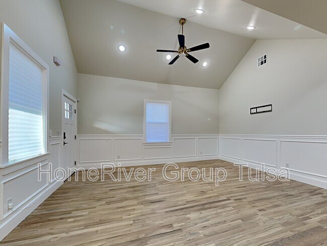 1305 S Carson Ave in Tulsa, OK - Building Photo - Building Photo