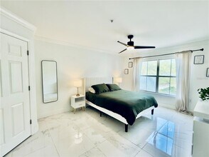 18111 Bridle Bit Ln in Tampa, FL - Building Photo - Building Photo