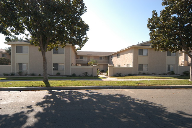 Cedar Street Apartments in Ontario, CA - Building Photo - Other