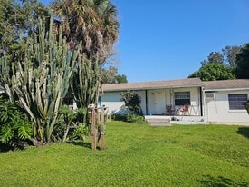 5587 Lehigh Ave in Orlando, FL - Building Photo