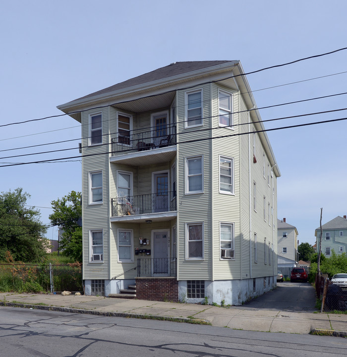 171 Coffin Ave in New Bedford, MA - Foto de edificio