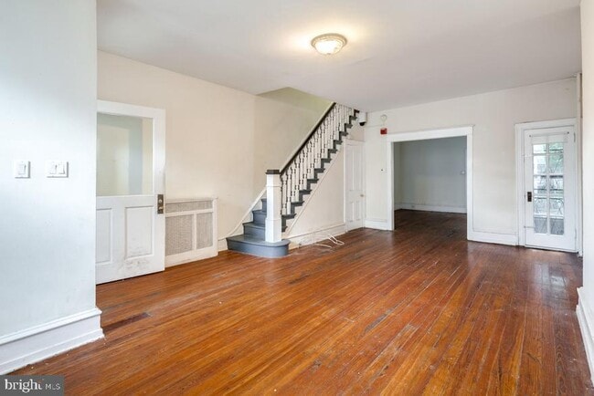 property at 4316 Pine St