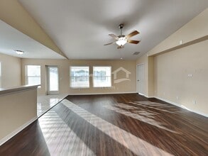 4021 Kingsfield Dr in Parrish, FL - Building Photo - Building Photo