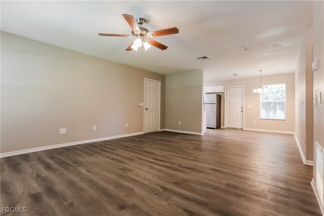 284 Grove Rd in Venice, FL - Building Photo - Building Photo