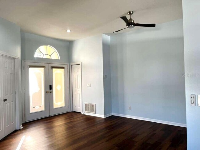 10618 Logan Chase Ln in Riverview, FL - Building Photo - Building Photo