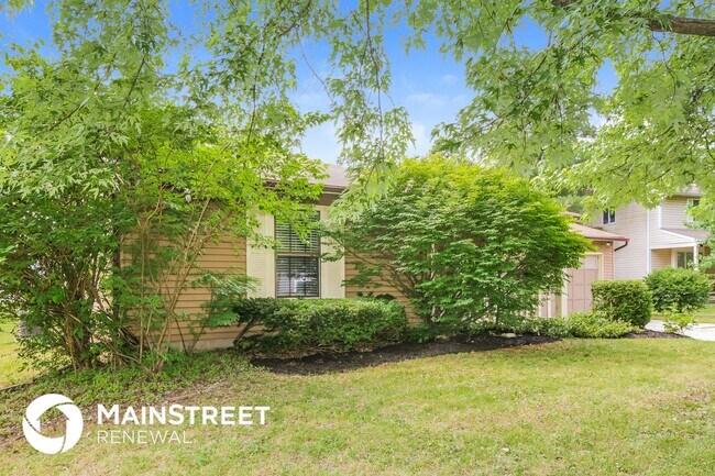 5846 Democracy Dr in Indianapolis, IN - Building Photo - Building Photo