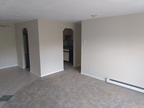 7 Gibbs St in Worcester, MA - Building Photo - Building Photo