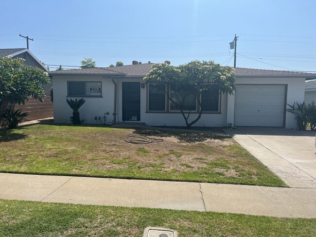 property at 418 S Sunset Ave