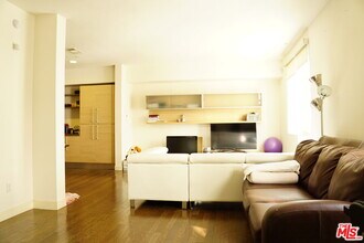 1234 Wilshire Blvd in Los Angeles, CA - Building Photo - Building Photo