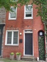 1917 Fleet St in Baltimore, MD - Building Photo