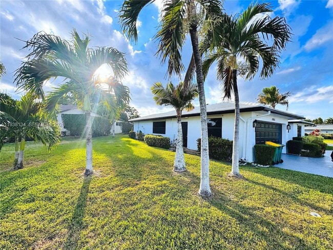 property at 4905 Bayberry Ln