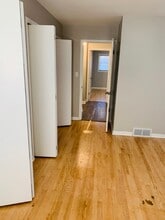 2731 W Elm Rd in Franklin, WI - Building Photo - Building Photo