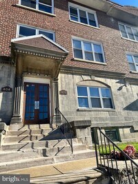 412 W Walnut Ln photo'
