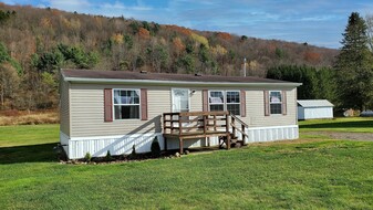 5847 NY-98 in Great Valley, NY - Foto de edificio - Building Photo