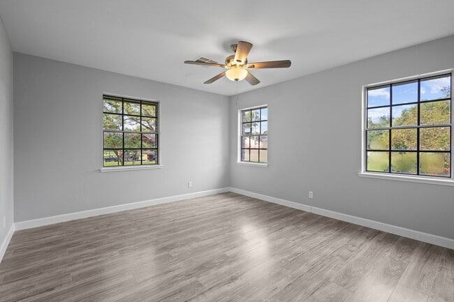 property at 4610 Regina Ln
