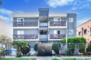 1138 Grand View S St, Unit 101 in Los Angeles, CA - Building Photo