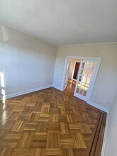 51-23 47th St in Queens, NY - Building Photo - Building Photo