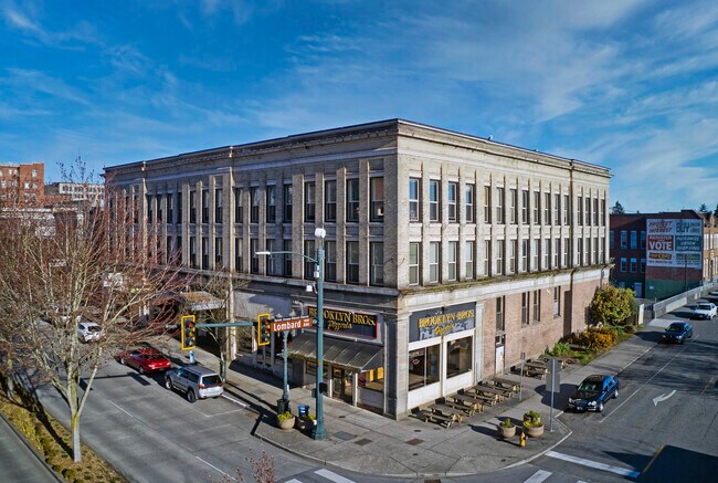1911-1919 Hewitt Ave