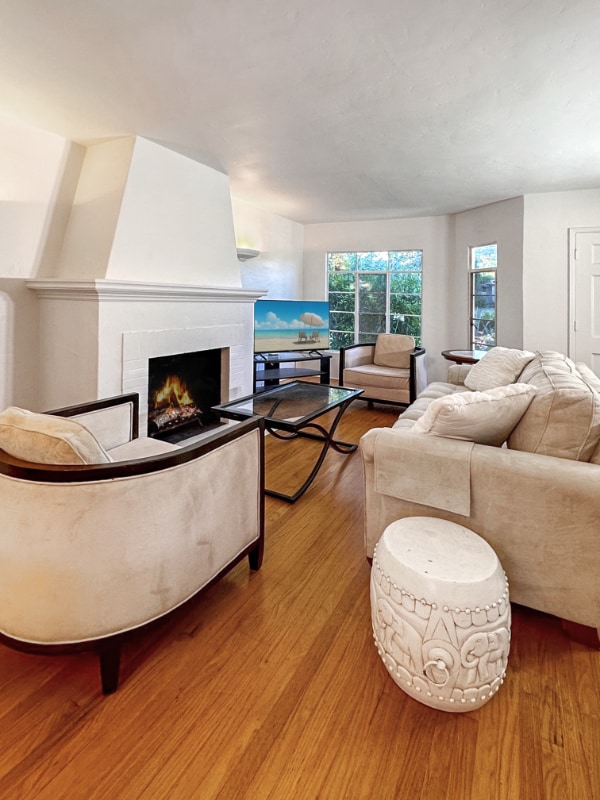 2 Eucalyptus Ln in Montecito, CA - Building Photo - Building Photo