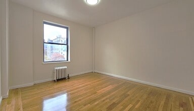 536 Fort Washington Ave in New York, NY - Building Photo - Building Photo