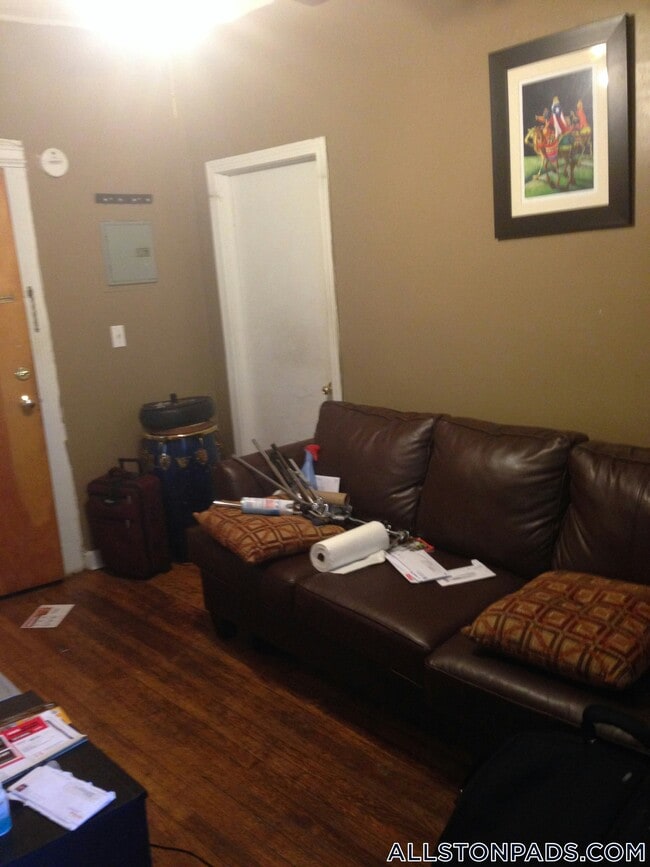 1412 Commonwealth Ave in Boston, MA - Building Photo - Building Photo