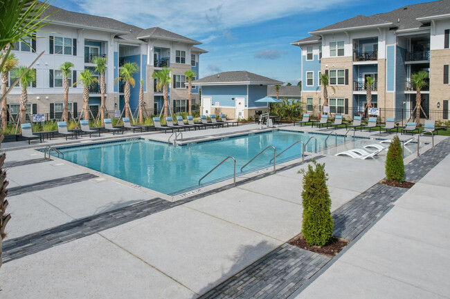 The Banks at Bridgewater in Little River, SC - Foto de edificio - Building Photo