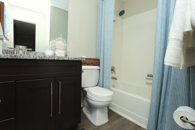 The Windward in Alpharetta, GA - Foto de edificio - Building Photo