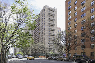 Turin House Apartments in New York, NY - Building Photo - Primary Photo