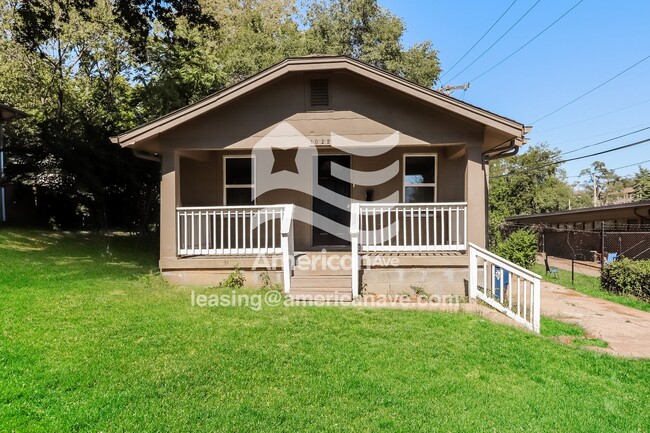 property at 1022 E 83rd Terrace