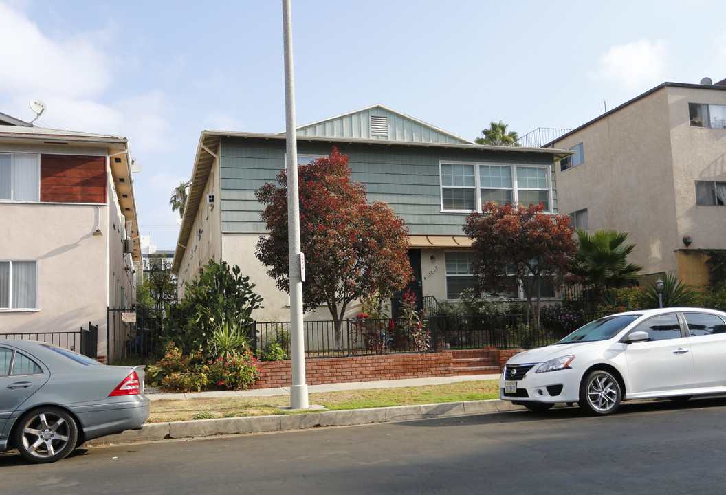 5839 Harold Way in Los Angeles, CA - Foto de edificio