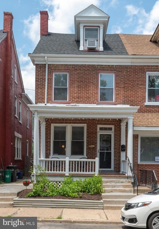 property at 153 E Ross St