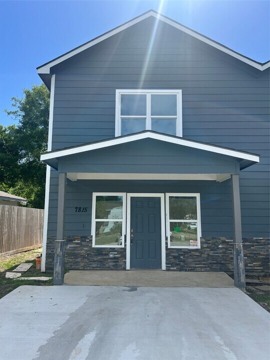 7815 St Lo Rd in Houston, TX - Building Photo