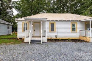 627 Colston St, Unit 629 in Albemarle, NC - Building Photo