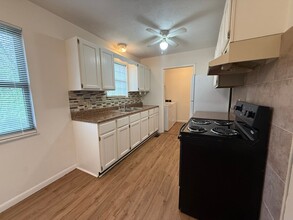 3219 O Neal St in Knoxville, TN - Building Photo - Building Photo