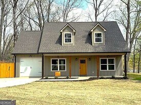 194 Spring Crest Rd in Cleveland, GA - Building Photo