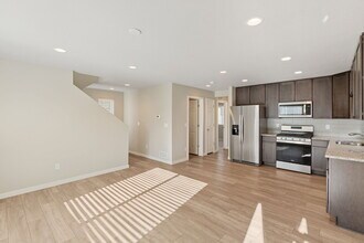 5748 Thurless Ln in Colorado Springs, CO - Building Photo - Building Photo