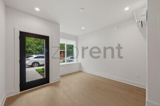 425 S Walker St in Cary, NC - Building Photo - Building Photo