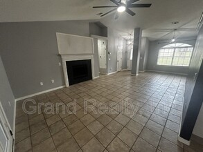 4723 Ridge Pointe Dr in Pace, FL - Building Photo - Building Photo