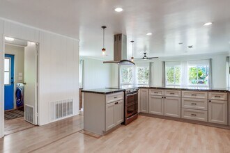 16642 Adrienne Way in Ramona, CA - Building Photo - Building Photo