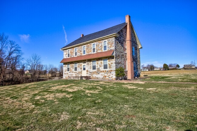 property at 796 Long Ln